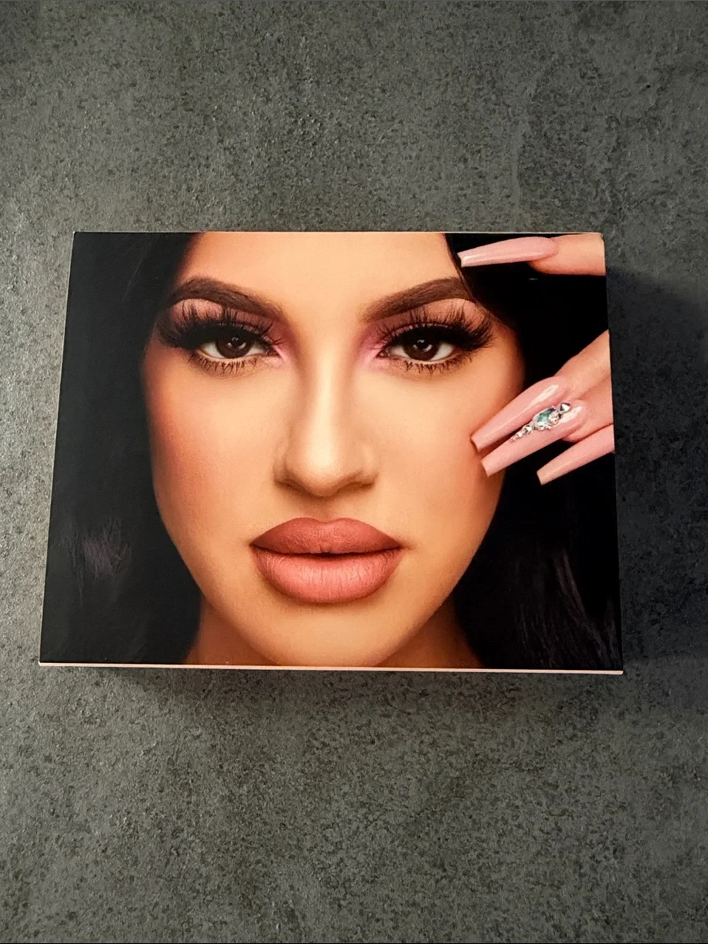 Murillo Twins X Beauty Creations Eye Shadow Pallet in Briana.